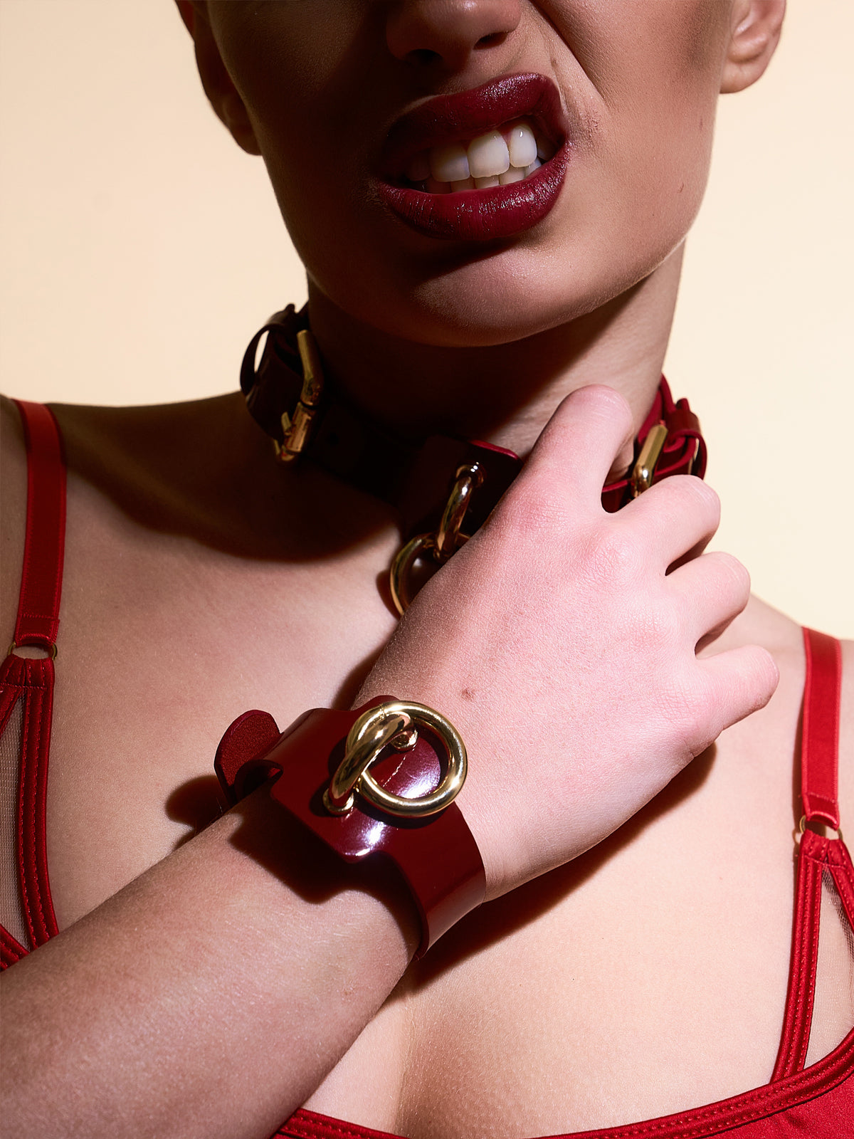 Шкіряні Наручники "Lure"