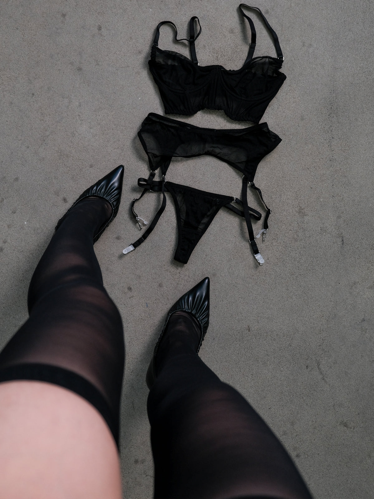 Панчохи з чорної сітки "Bace"